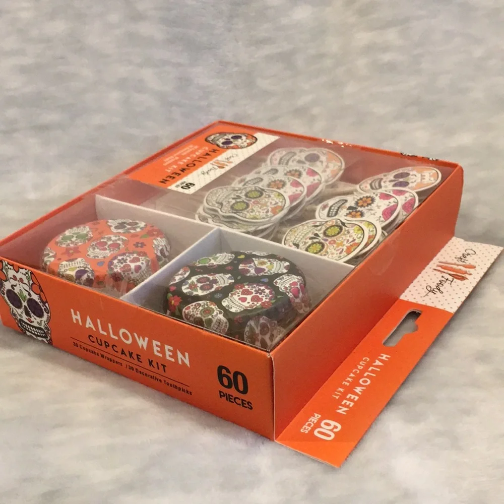 Skull Halloween Dia Des Las Muertos Cupcake Kit NWT set of 30 liners & picks